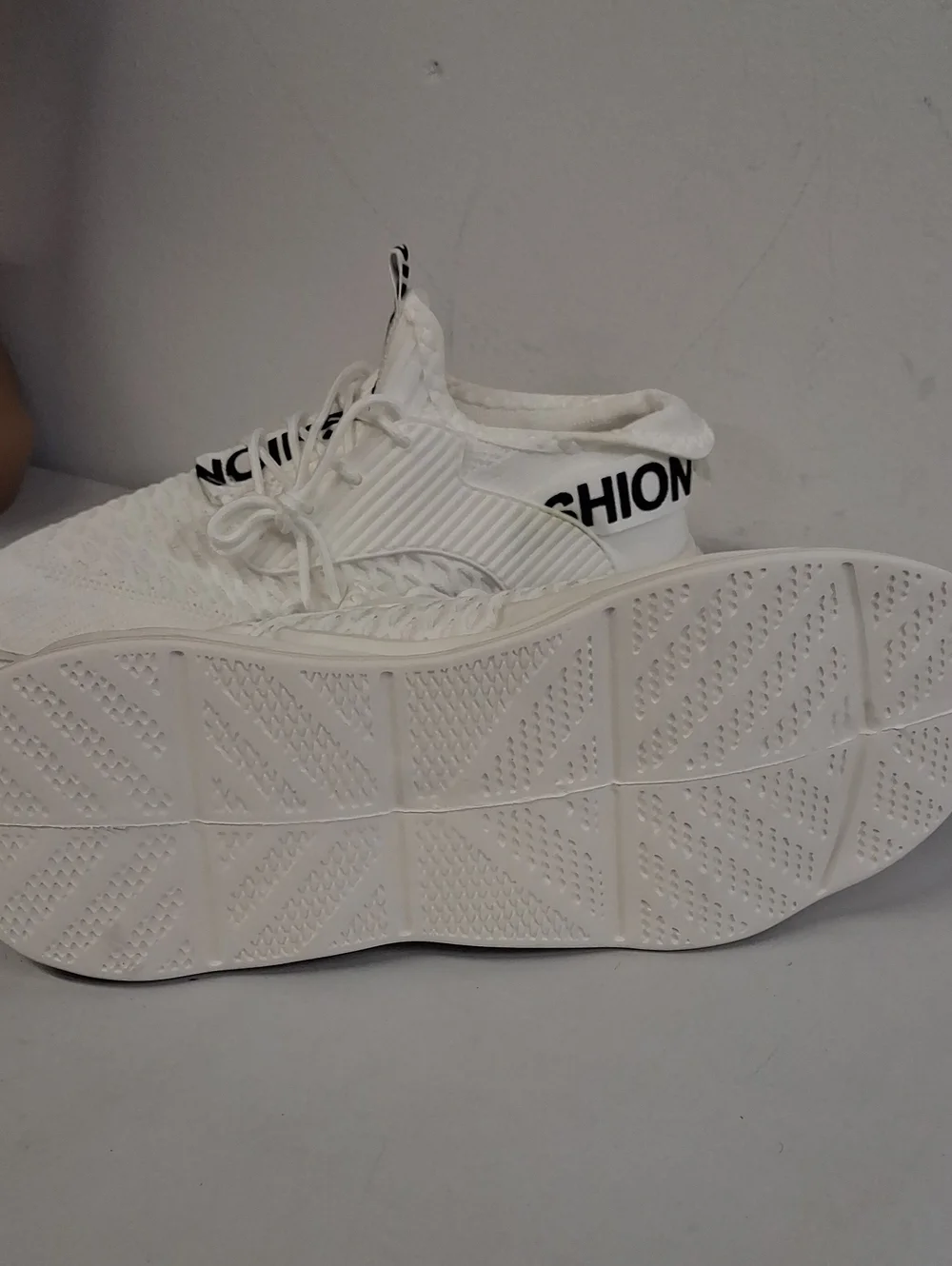 N/A lightweight knit